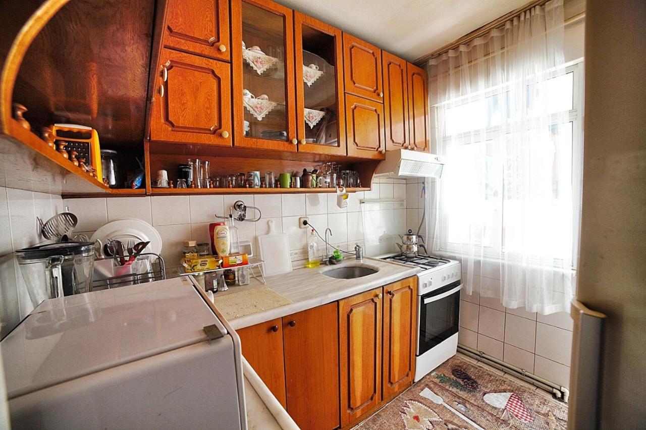 Private Room Close To Merter And Gungoren Textile Center Istanbul Exterior foto
